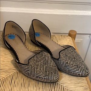 Restricted Women’s Flats